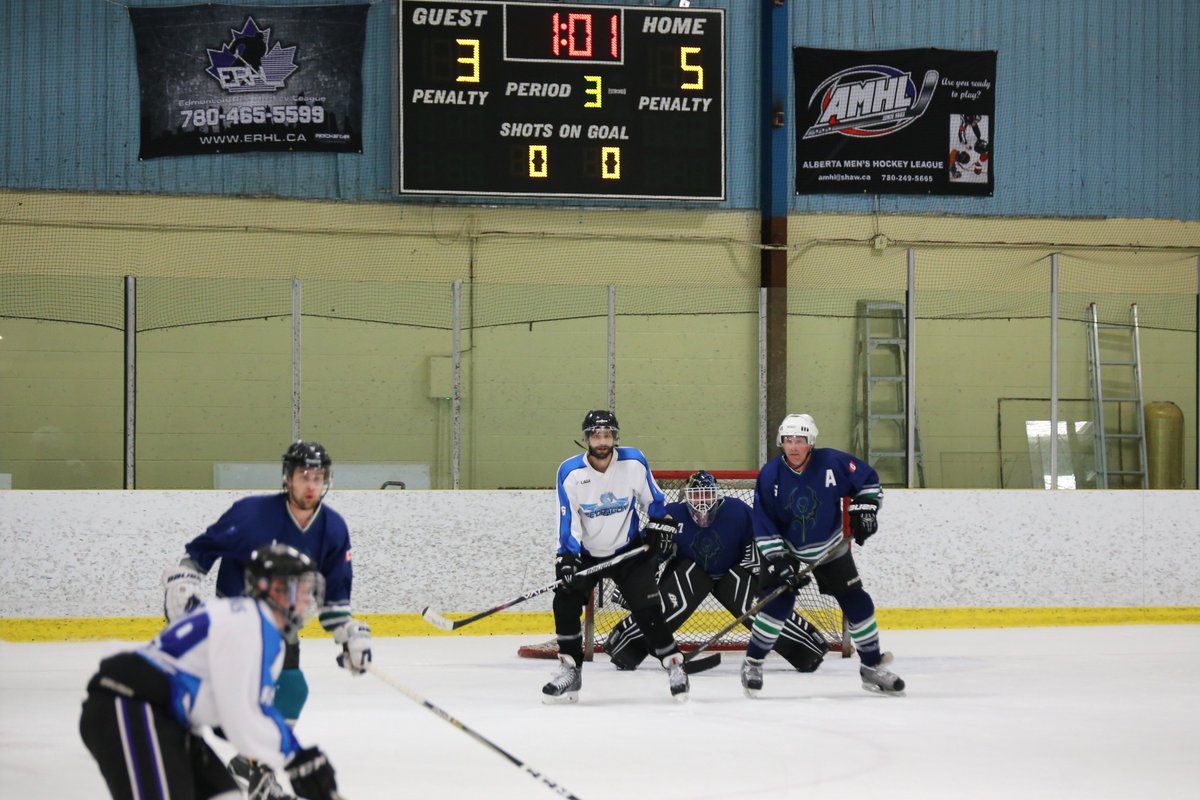 IceDragonHockey's tweet photo. Dragons drop first regular season game against @DefianceHockey by a score of 6-3. Our full bench and early led just weren't enough.
#sadstat of the game: Dragons had all registered full time players show up, last time this happened was in 2010...and we lost then too. https://t.co/RLh0FrdBjC