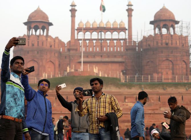 RediffNews's tweet photo. 'How can the monument where the prime minister unfurls the flag on Independence Day, in a ceremony broadcast and telecast nationally, be maintained by a private entity?' asks @jyotipunwani https://t.co/HgsdAi0qQi #redfortcontroversy #redfortrow https://t.co/VUJmUmrtHN