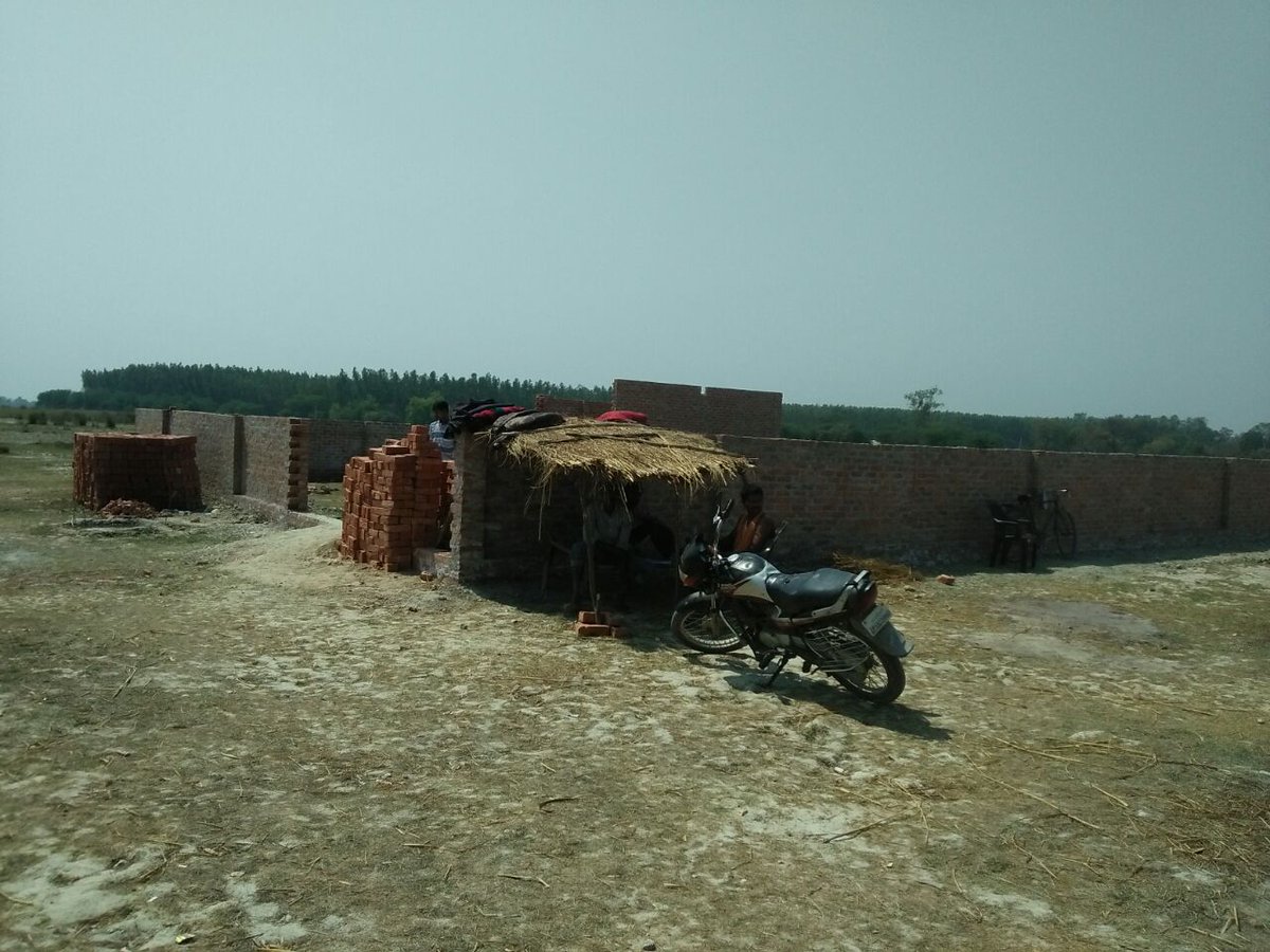 prathaminfra's tweet photo. Location-
1- #New Jail(NH-56B) #Nagram Nigoha Chauraha( Situated on #kisan path)
2- #Raibareily road (Nigoha) to nagram #nigoha chauraha (Situated on kisan path)
Rate=150/- Sq Ft
Plot Size: 1500 Sq Ft / 3000 Sq Ft / 5000 Sq Ft.
#EMI plan
https://t.co/TG0BOe92OM https://t.co/Mts9J8LQs4