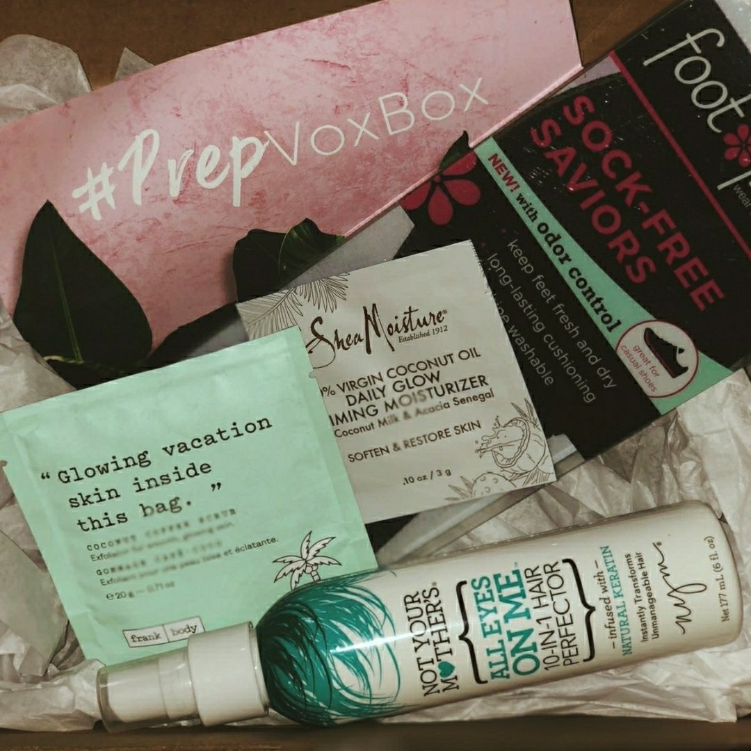 Kkrystelnddream's tweet photo. @influenster #PrepVoxBox #complimentary #thefrankeffect #GlowWithShea #NYM10in1 #Lovefootpetals I love my VOXBOX so much! My favorite product so far is the Coconut Coffee Scrub from @frank_bod . I got these products complimentary for testing https://t.co/gI7R7mQPNb