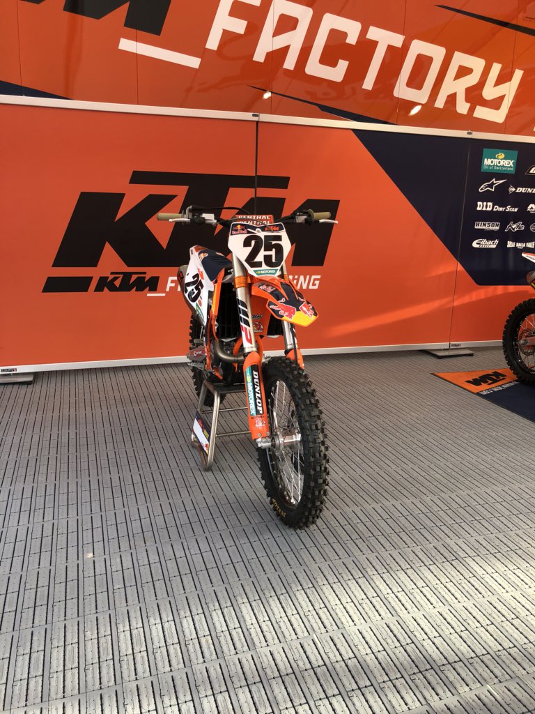 Amazing week with out KTM AU and NZ team at our annual dealer conference @SLSLasVegas - Hotel was amazing, content was killer and the supercross was awesome. Time to go home. #KTM #Qantas #LasVegas #slslasvegas #dealershow