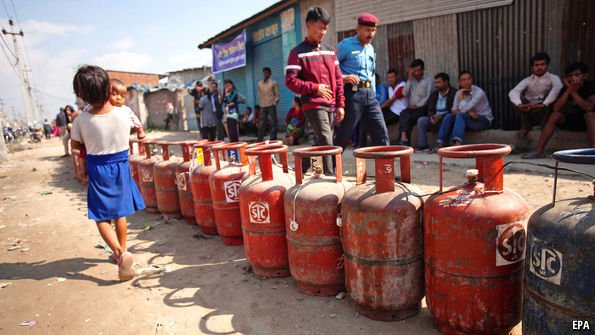NamasteNepal_'s tweet photo. #BlockadeWasCrimeMrModi
#ModiIsCriminal
#ModiSaySorryForBlockade
When India blocked India-Nepal border that time Nepal has suffering from fuel,gas crisis. https://t.co/gOc3id8nH3