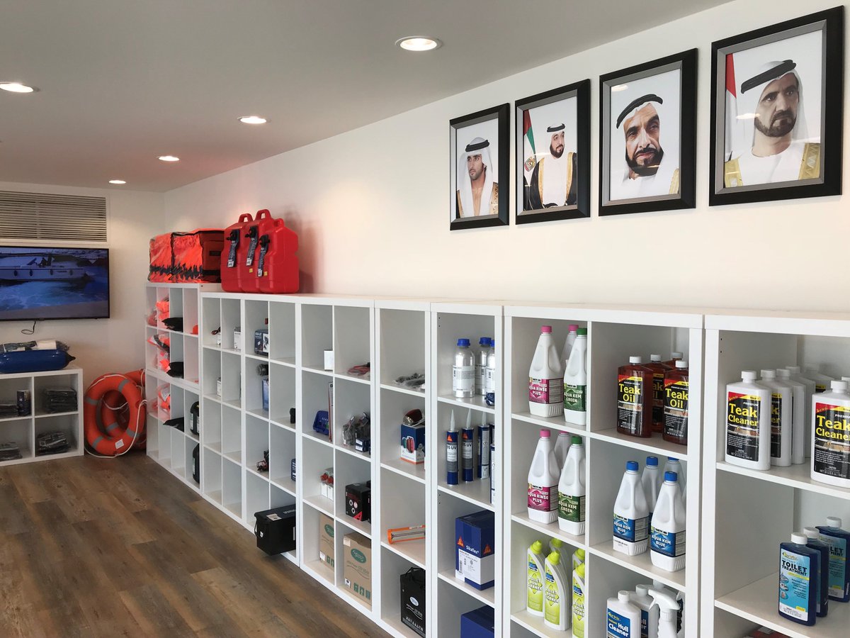 Jalboot Marine Service Center, everything you need for your boat.