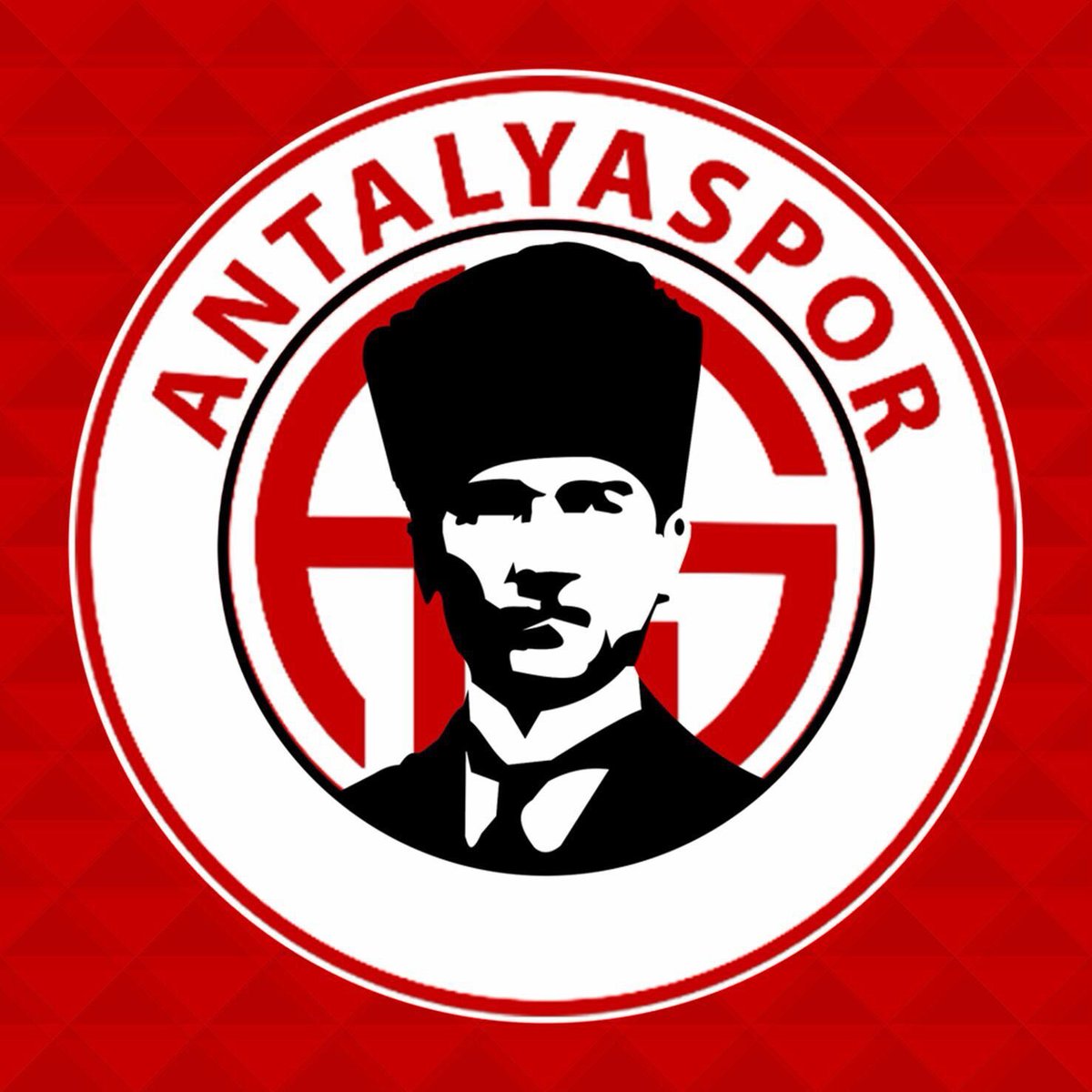 Yaşa Mustafa Kemal Paşa .