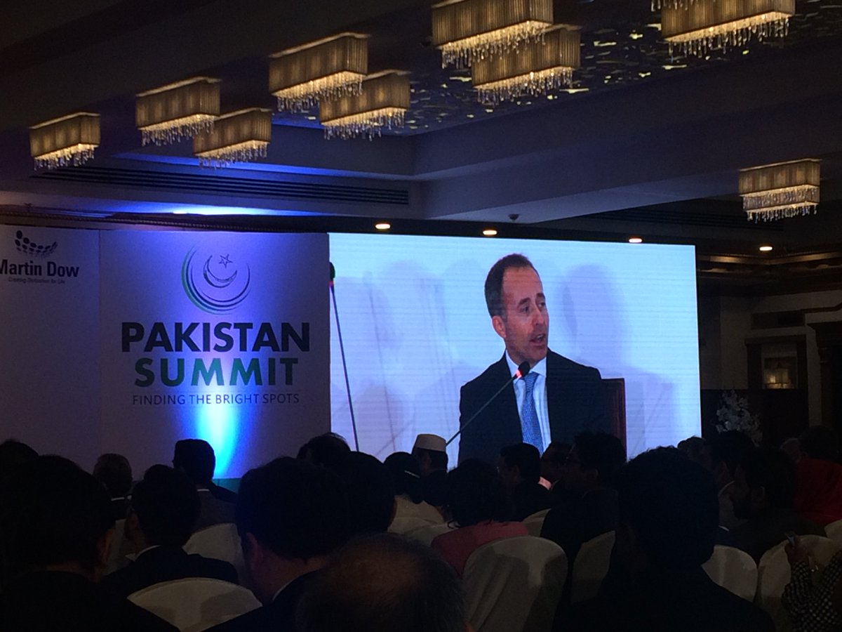 Sherzaman88's tweet photo. The first edition of the #PakistanSummit titled, ‘Finding the Bright Spot’ .The national conference aimed to restore Pakistan’s fine glory and positively re-branding the nation’s Bright Spots by investing in the youth bulge for the future prosperity of the country. https://t.co/c7cITDbmKR