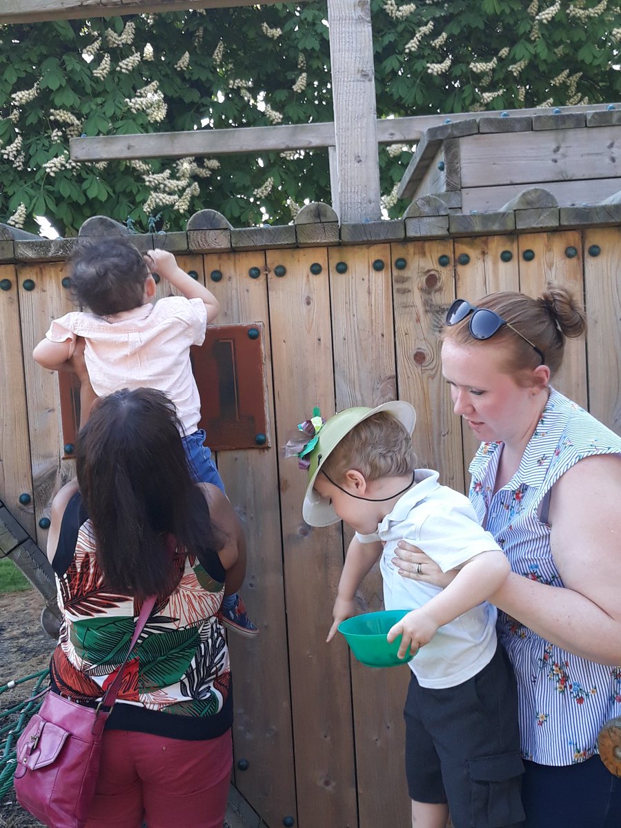 REMuseum_Snob's tweet photo. What lovely memories have been made this morning @REMuseum hunting for #Camouflage uniform in the Museum, #soldiers near the play tank &amp; making #Camouflage helmets. #MiniMuseumExplorers takes place on the second Tuesday of the month 10am-11am @Proud_Sappers @kidsinmuseums 🐾 https://t.co/BCSIpXw6MW