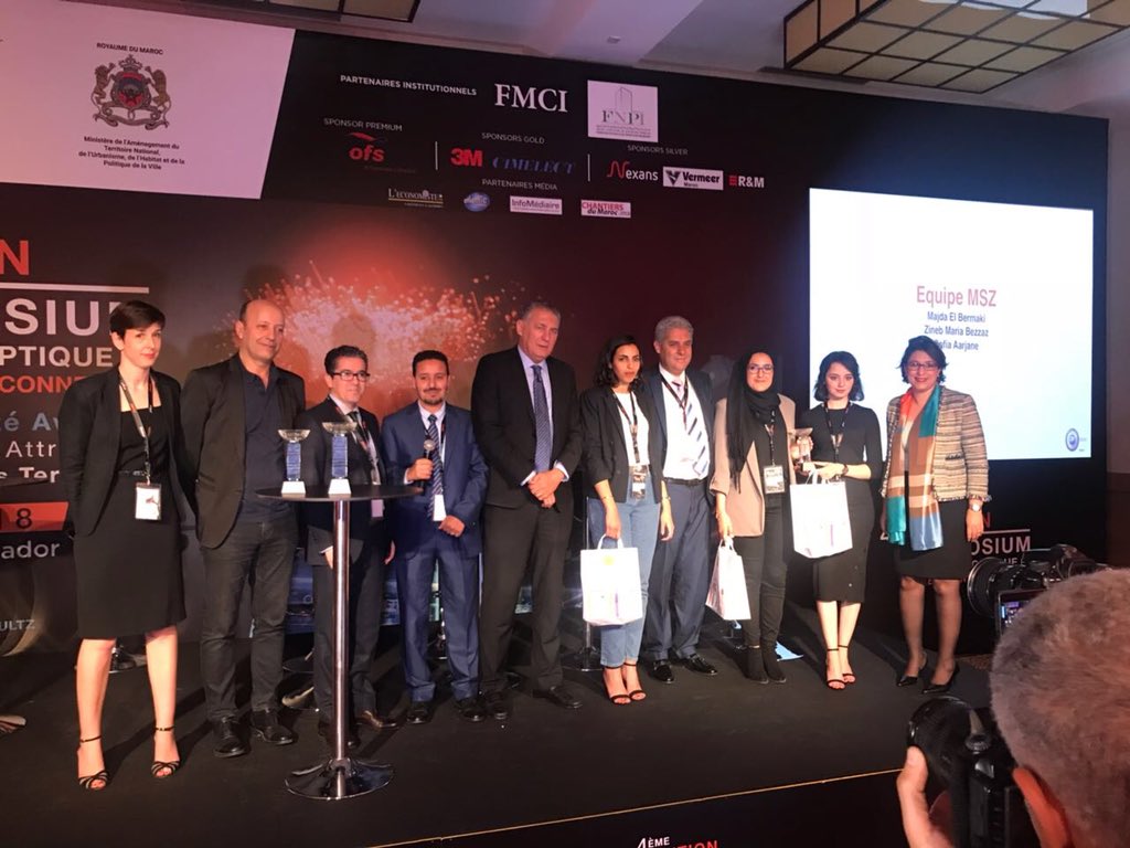 zhajjaji's tweet photo. Remise des prix concours #batimentsintelligents #ENArabat #Orange préparer les #competences du futur pour le #Maroc https://t.co/N4C76Pciu8