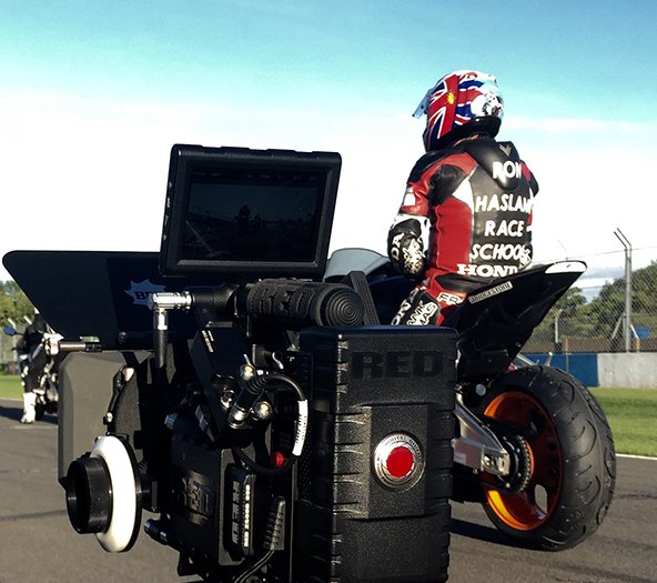 vr_oakley's tweet photo. Take a look at how Oakley VR simulated a full #MotoGP grid and starting procedure to create an 'only-in-VR' experience https://t.co/kI6GToeU7F #VR #VirtualRealityExperiences https://t.co/3Xyc9AlQWk
