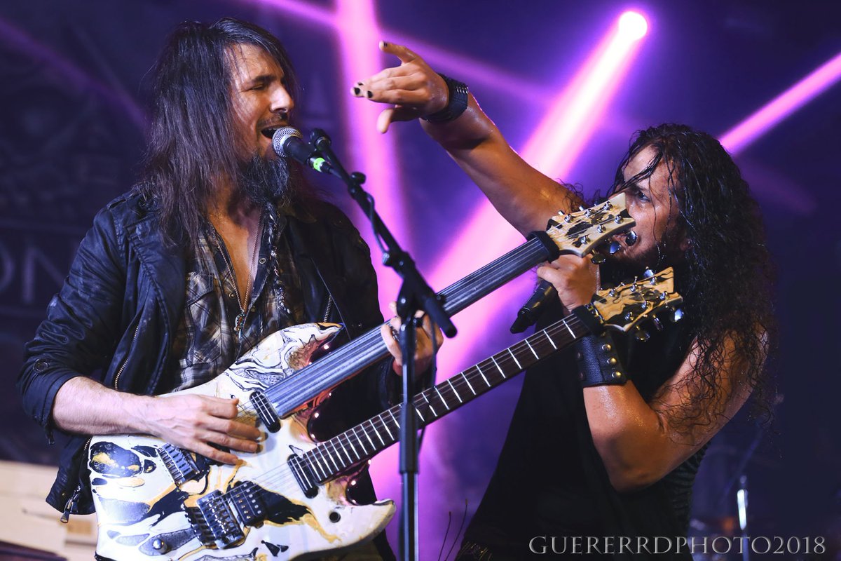 RoseGuererrd's tweet photo. @bumblefoot @jeffscottsoto @SonsOfApollo1 https://t.co/wzy9JdXXa4
