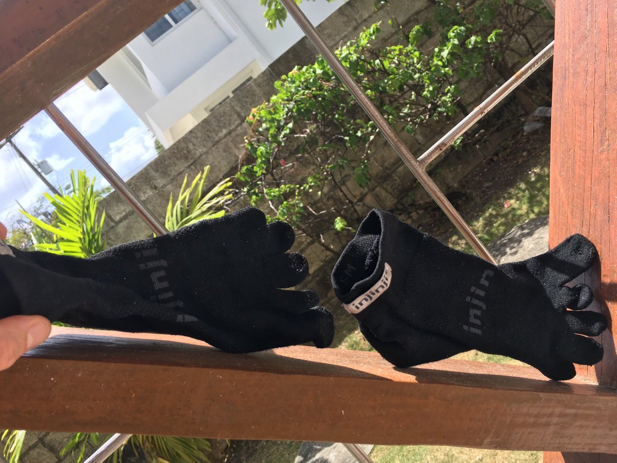 jo_meek's tweet photo. Crispy socks! 
Drying post @WFLWorldRun - yes they are clean(ish)!
.
.
Run 🐿 Run
.
.
#BetaRunning #TeamBetaRunning #injinji #toesocks https://t.co/Abo34KS0h1