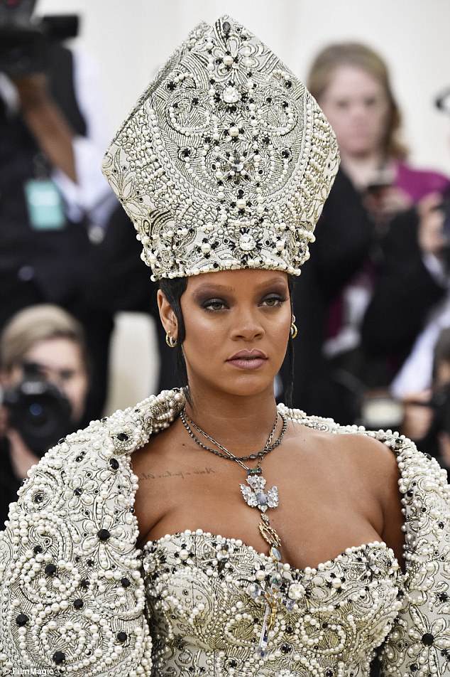 Fadhili Kanini on Twitter: "Rihanna, the Pope-Culture. https://t.co/jpPEXDqbdV" /