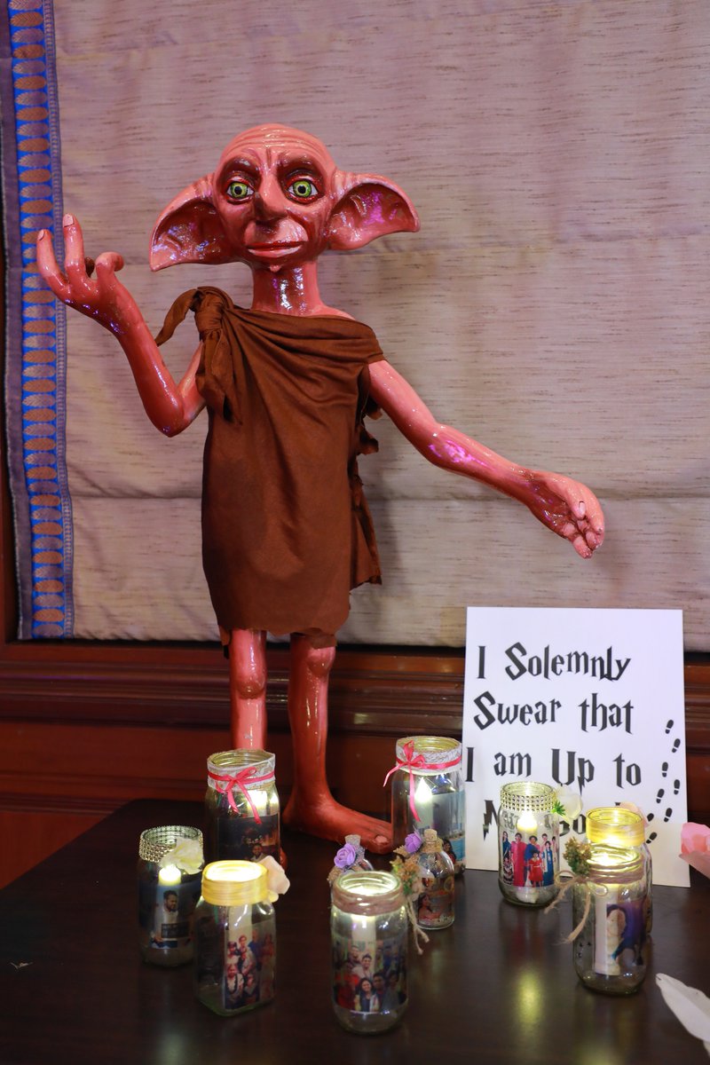 WeddingTimesTOI's tweet photo. If you are a #potterhead , get inspired by this #potteresque decor for your #wedding!
Decor by #ElegantWeddings
Photo courtesy: @jebin_edenstudios
.
.
#harrypotter #themewedding #decor #wingardiumleviosa #always #weddingdecor #edenstudios #jebindravyam #hogwarts #quidditch https://t.co/BwhOK0VNj7