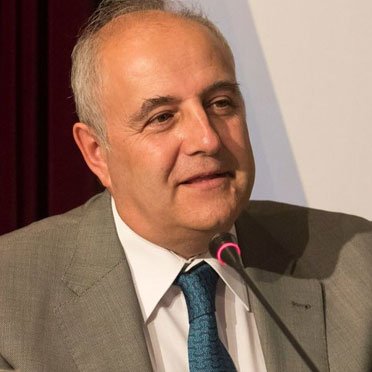 Los diccionarios médicos del siglo XXI: del papel al ciberespacio. Conferencia del Dr. Fernando A. Navarro <a href="/navarrotradmed/">Fernando A. Navarro</a> el próximo 16 de mayo en Barcelona. ¡Necesario confirmar asistencia! Más info en: esteve.org/eventos/confer… vía @esteveorg