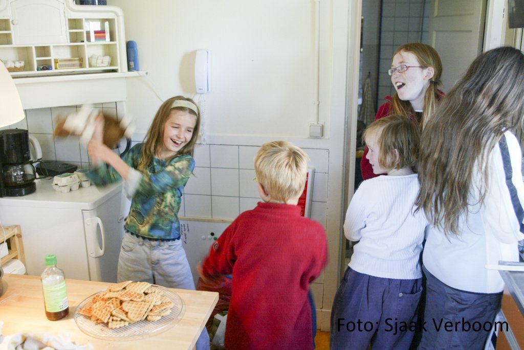 Het nieuwe boek van Astrid Schutte is uit: De gelukkige school storyventures.wordpress.com/2018/05/08/het…