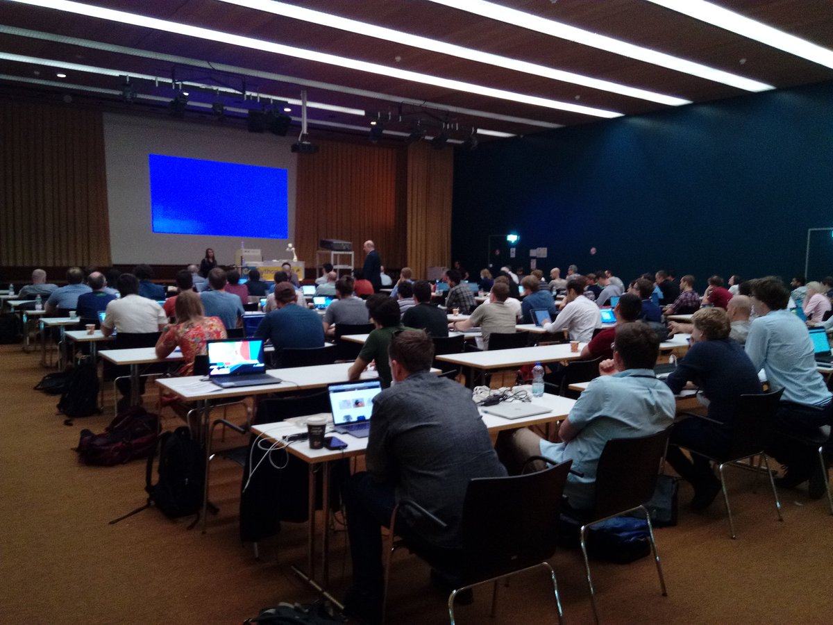 marcompte's tweet image. Full house for today&apos;s first block of presentations at the #GeoPythonConf
