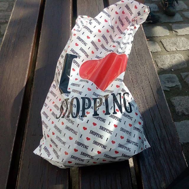 bodehase's tweet image. Nein, ich habe diese Tüte NIEMALS getragen 😁 #Papablogger #elternblog #elternblogGER #dadofone #einkind #lebenmitkind #papablog #dadBlogger #familienzeit #familienleben #familienalltag #familienblog #familie #familytime #lifewithkids #dadof1 #papa #father…