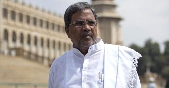 SakshiNews's tweet photo. సిద్ధూ కోటలో ఐటీ దాడులు
https://t.co/HDuNHViDNE #sidharamaiah #constituency #ITRaides https://t.co/dYjENgyzRF
