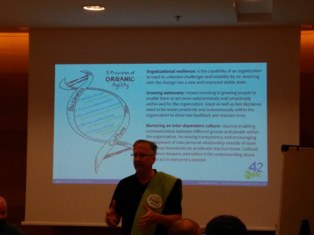 Agile strategy workshop with <a href="/gregorykeegan/">Gregory Keegan</a> from <a href="/agile42/">agile42</a> at QED <a href="/croz_hr/">CROZ</a> @qed2018