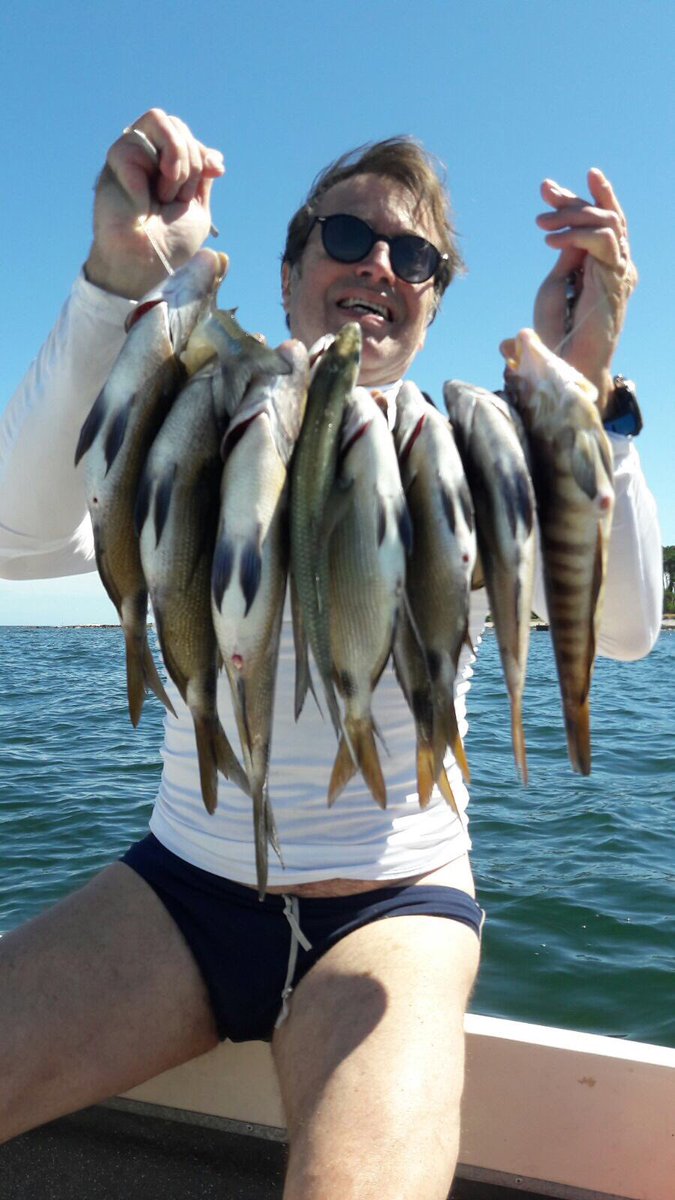 JSzyfer's tweet image. Pesca en isla de lobos