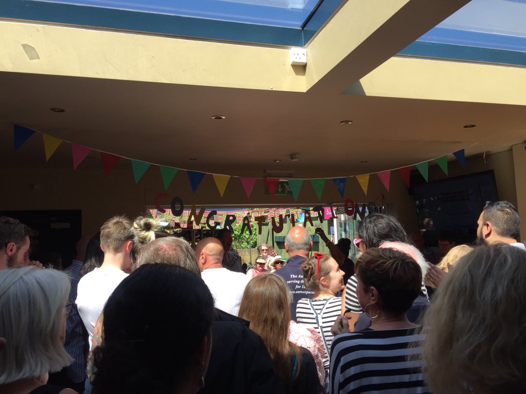 MavHighsted's tweet photo. On behalf of the @AntwerpArmsAsoc committee, staff and volunteers, many thanks to all who attended our 3rd birthday and supported our community pub. #tottenham #CBwkd18 #localpeoplelocalpower https://t.co/vbFvtjjbuJ