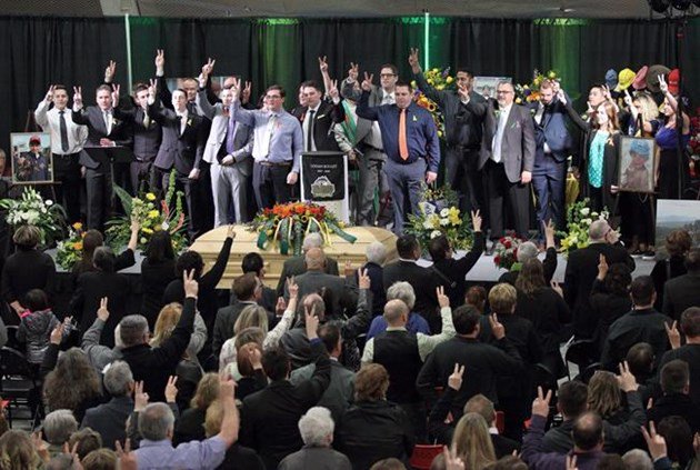 Almost 100,000 registered to donate organs after Humboldt Broncos crash: bit.ly/2FTWHU8 https://t.co/Ua52abVcfI