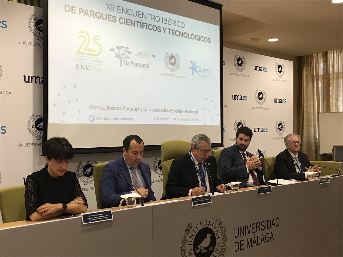 APTE_es's tweet photo. Comienza el #XIIEncuentroIberico de Parques Científicos y Tecnológicos.
Dan la bienvenida Felipe Romera, presidente de @APTE_es, María do Céu, presidenta de #Tecparques, Jose Ángel Narváez @RectorUMA, José Luís Espejo, presidente del @PTAMalaga y Joao Queirós del @CGPSevilha. https://t.co/ETVp4tBIKT