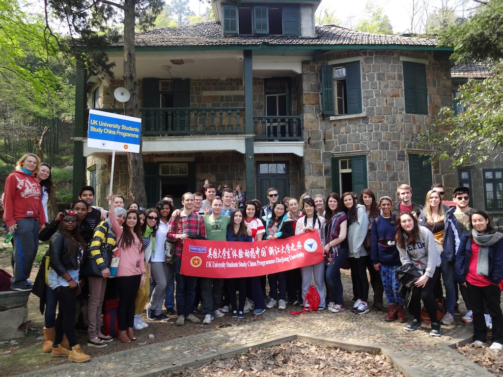 Support Warwick Uni tweet media