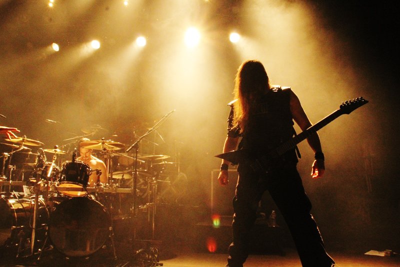 The live report of the show of Ensiferum, Ex Deo and Wind Rose in Kortrijk / Belgium is now online on french webzine Metalship !
fr.metalship.org/livereports/533