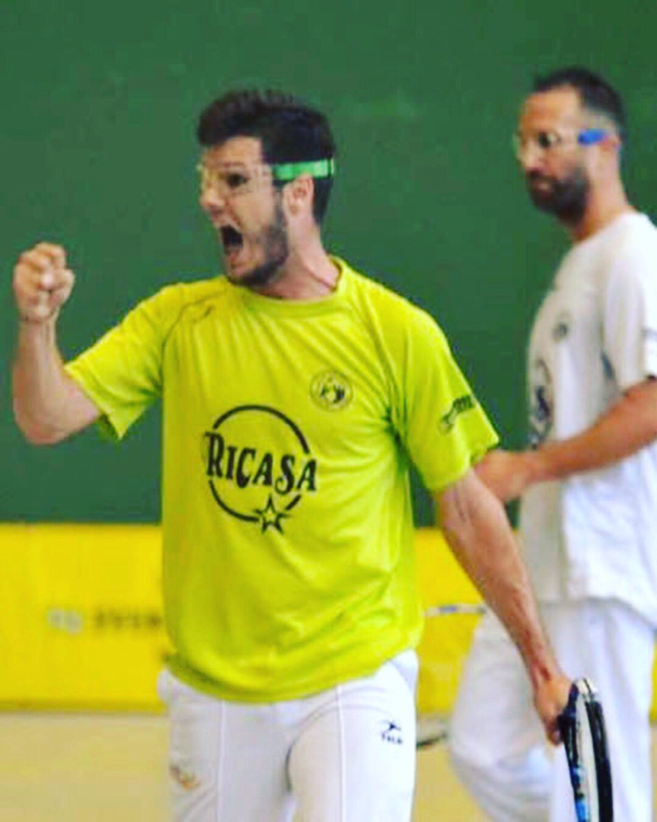 mainDrawtennis's tweet photo. Nosotros le damos al voto a Victor como mejor deportista de la provincia de Alicante! 😉 Todo un ejemplo como jugador y persona 👏🏼#frontenis https://t.co/UqbZngPRPS