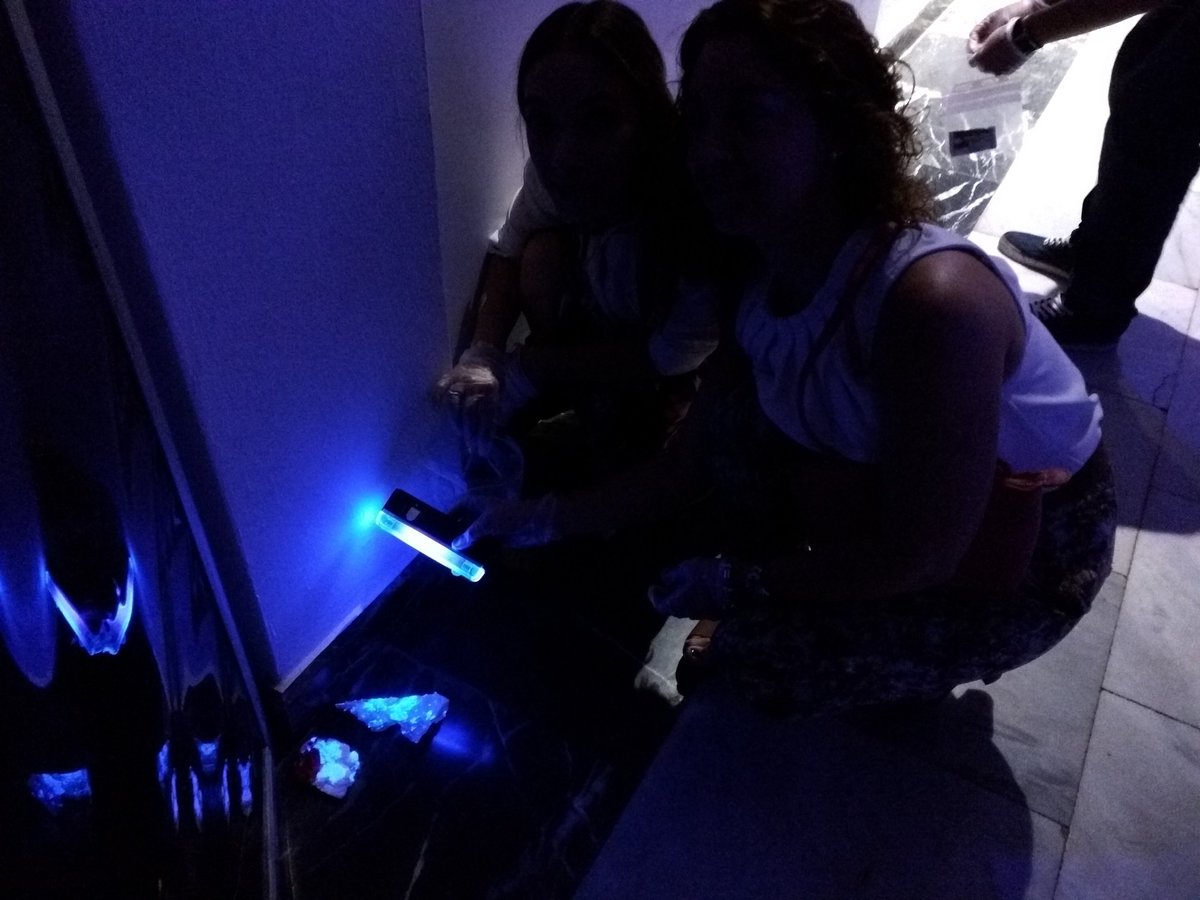 Sábado 12 de mayo a las 21.00 en <a href="/CasaCiencia_Sev/">Casa Ciencia Sevilla</a> no te pierdas la actividad ASESINATO EN LA CASA DE LA CIENCIA +info: goo.gl/QQmu9D