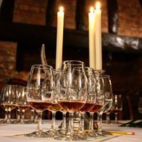 GoldenHinde_'s tweet photo. Feel better about being #backtowork. Treat yourself to a rum tasting evening aboard The Golden Hinde with @RumCask on 31 May. Explore 12 rums from around the globe &amp; the history of Sir Francis Drake's ship. £25 + booking fee https://t.co/lKmsUcS1jt https://t.co/DckGd30ndm