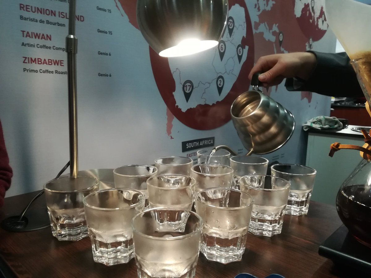 mane_mpi's tweet photo. I'm on a caffeine high already. #Hostex2018 coffee tour. https://t.co/wPdPFB7MUO