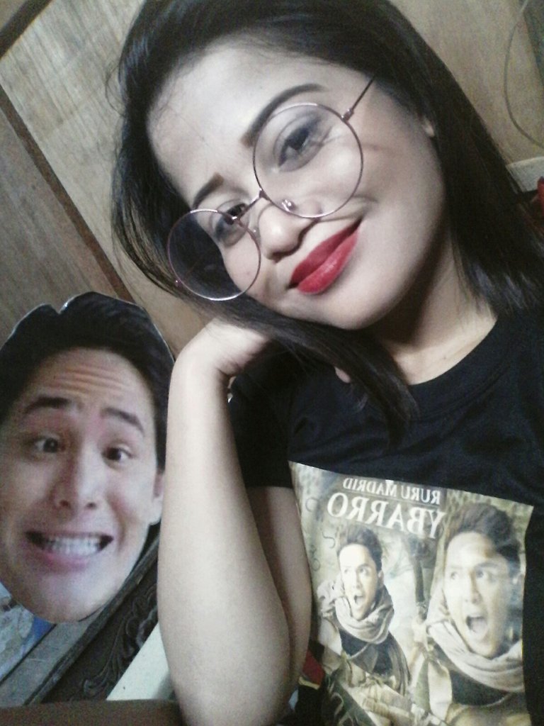 ItsMeLeshleeey's tweet photo. Yung nakawacky ang nagdala! 😂 Imissyou @Rurumadrid8 💕 https://t.co/PjjxaYwPnu