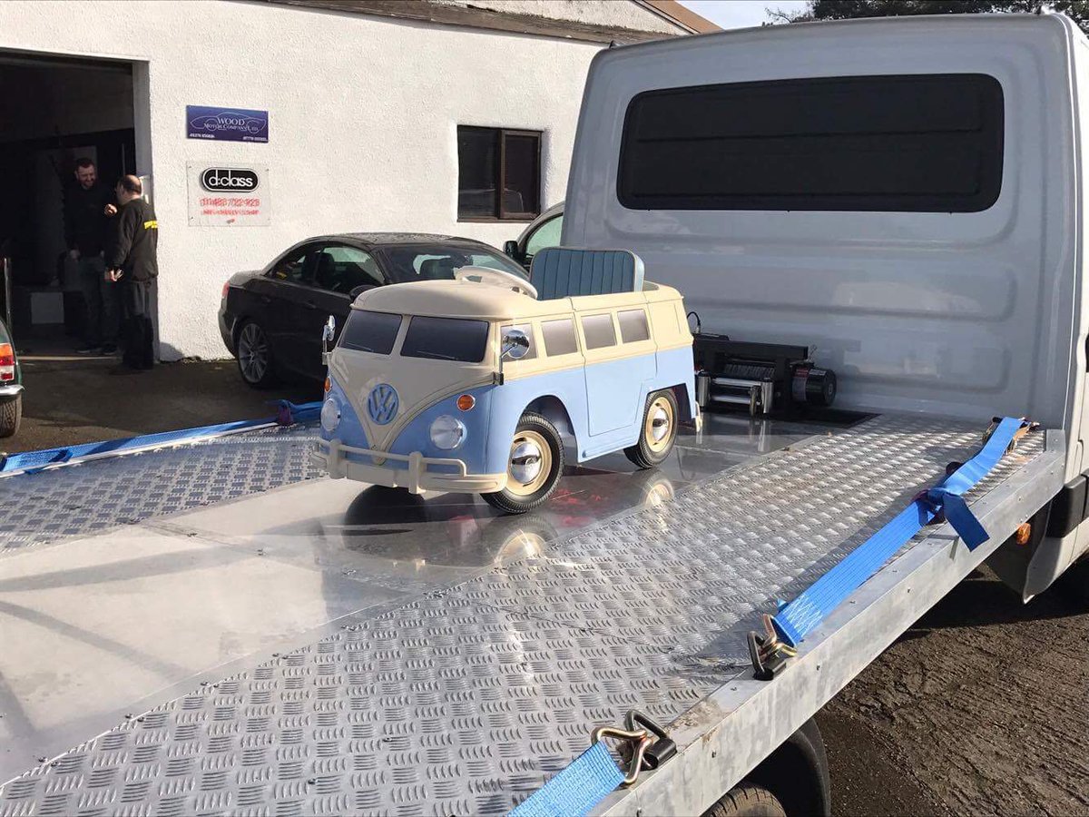 SuperFlyAutos's tweet photo. Mini #BellaTheBus with big ambitions ;) . 
Follow our friend Andy with his lifesize @BellaTheBus and the one for his #MiniMe ... They are always up to great adventures! #VanLife #VWBus https://t.co/i79T53ujtE