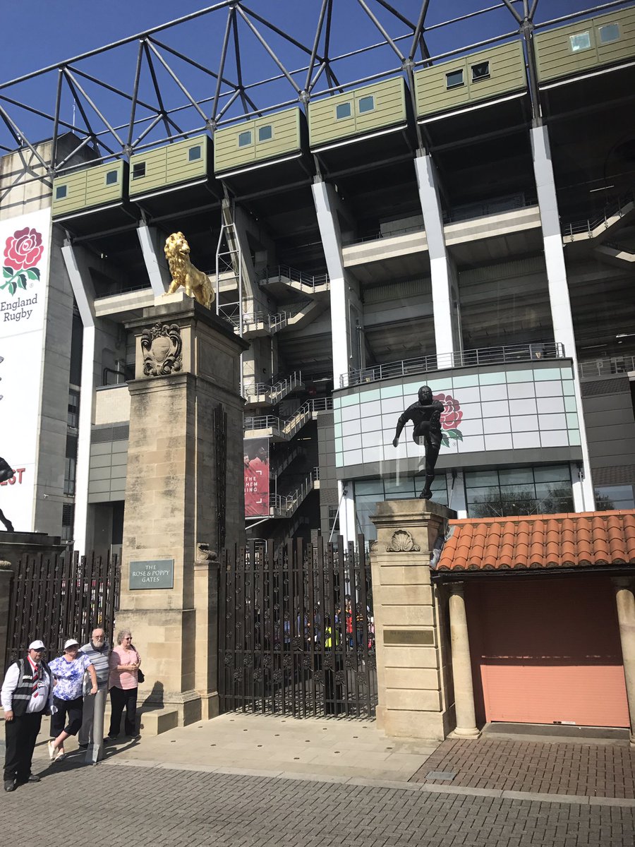 ST_MilesCorbett's tweet photo. An amazing experience to part of the medical team for the @Cornwallrugby U20's at Twickenham for the Jason Leonard County Cup Final. The final score didn't go our way but the boys have had an incredible campaign. Very proud of the guys and my home County. @trelawnysarmy @UoGSPT https://t.co/WlKHnduR5D