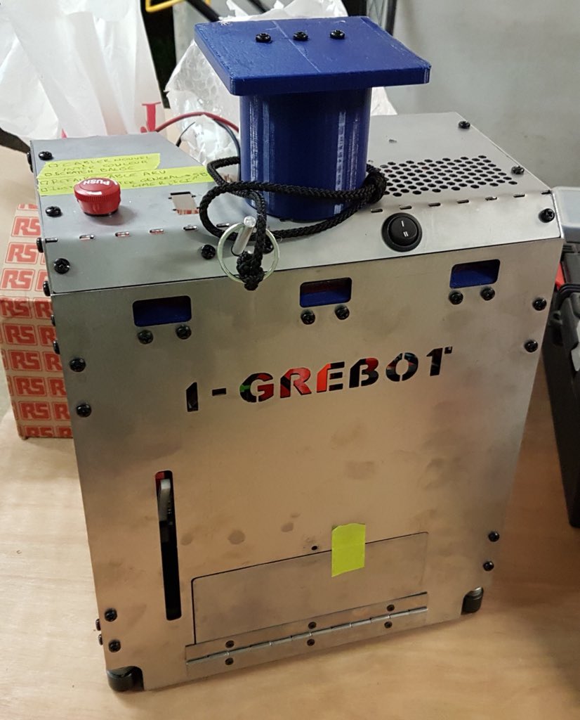 I-Grebot tweet media