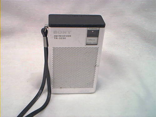 VintageRadioMan's tweet photo. https://t.co/0U0PAMhv6t … … #sony #trasnsistor #Radio📻 #AmOnly #tested #working #Works #Portable #pocket #Electronics #music #Retro  #Tunes #STATION #Silver #ForSale https://t.co/Sv8YPXdVKu