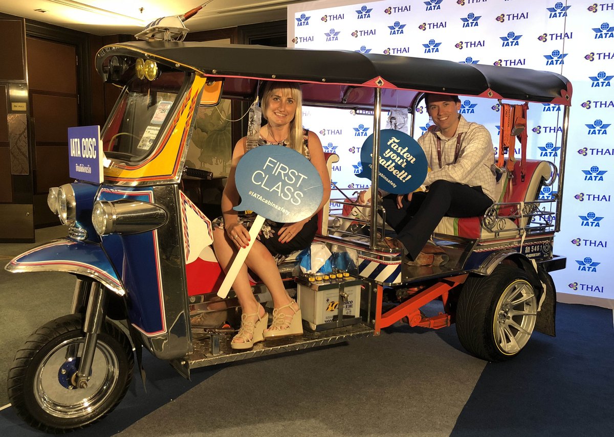 KerryFrank365's tweet photo. Kicking off a great @IATA event with hosts @ThaiAirways! #IATACabinSafety https://t.co/yc56z44Mbo