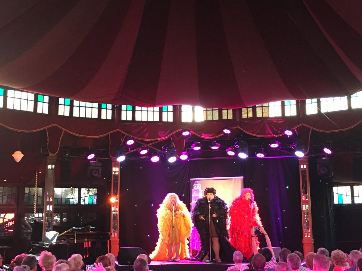 The_Sundaes's tweet photo. We'd like to say a huge thank you to everyone who came along to see us at @brightonfringe yesterday! We had a fabulous time performing for our biggest ever fringe crowd, and we'll hopefully be back next year! #BrightonFringe #Sundaestyle https://t.co/ljMYhYSzF8