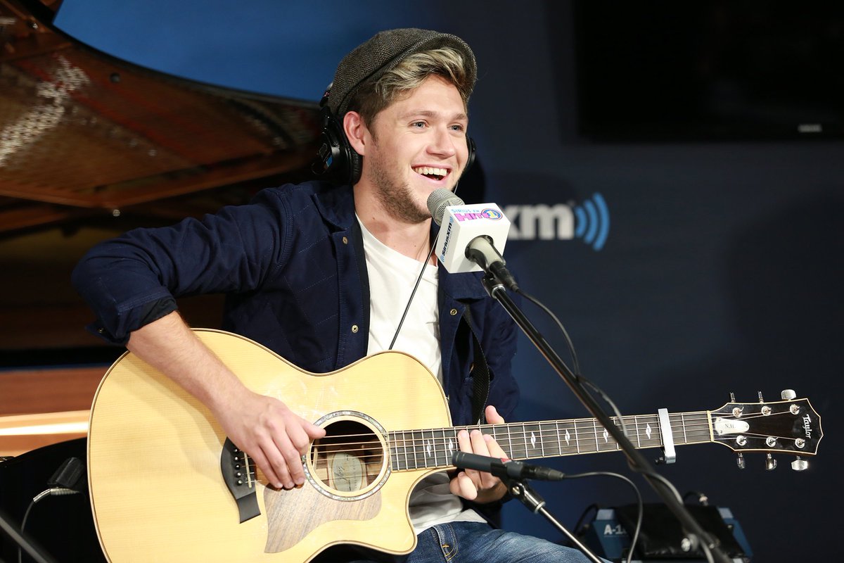 SiriusXMHits1's tweet photo. It's almost time for @NiallOfficial to tour the US. Summer is going to be SO sweet and we can't wait! 😍🌞 https://t.co/on9ll51mBb