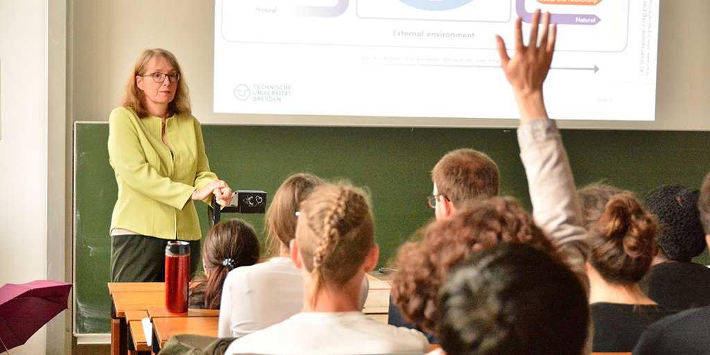 UNU_FLORES's tweet photo. At #NexusSeminar No. 28 held at @tudresden_de, Prof. Edeltraud Günther spoke on why natural resources accounting is good for business. Missed it? Read about it here: https://t.co/BA7baxEgTB #NexusApproach https://t.co/K5rawDdtXa