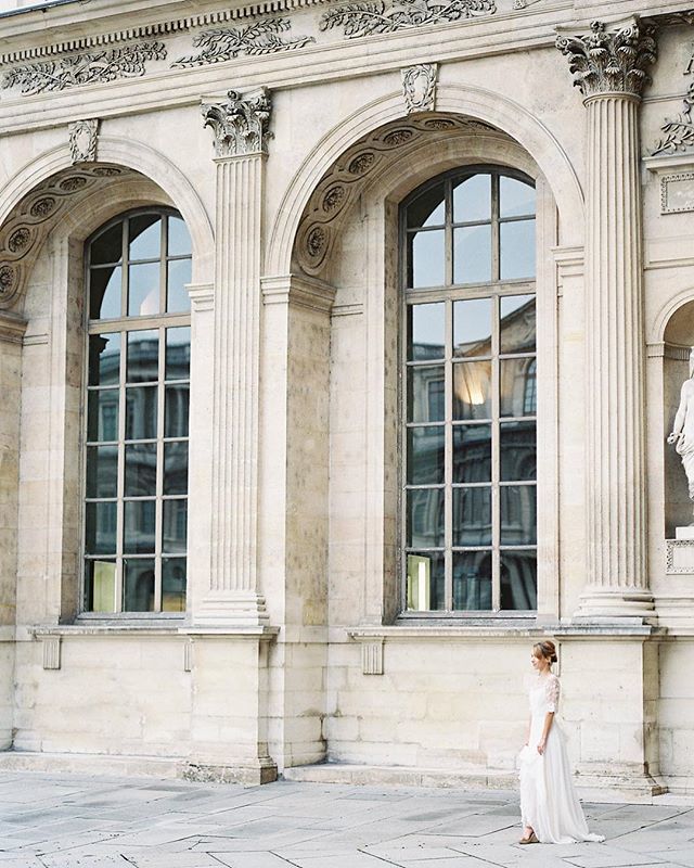 Utterly Engaged Mag (@utterlyengaged) on Twitter photo Today I’m inspired by Paris, the food, people, culture, the energy... For now, I’ll have to live through today’s blog post about eloping in Paris with <a href="/whitneyheard/">Whitney Heard</a> ✨profile link✨. Oui oui. I can’t wait to share what I’m turning that inspiration into… ift.tt/2K4cpOS Today I’m inspired by Paris, the food, people, culture, the energy... For now, I’ll have to live through today’s blog post about eloping in Paris with <a href="/whitneyheard/">Whitney Heard</a> ✨profile link✨. Oui oui. I can’t wait to share what I’m turning that inspiration into… ift.tt/2K4cpOS