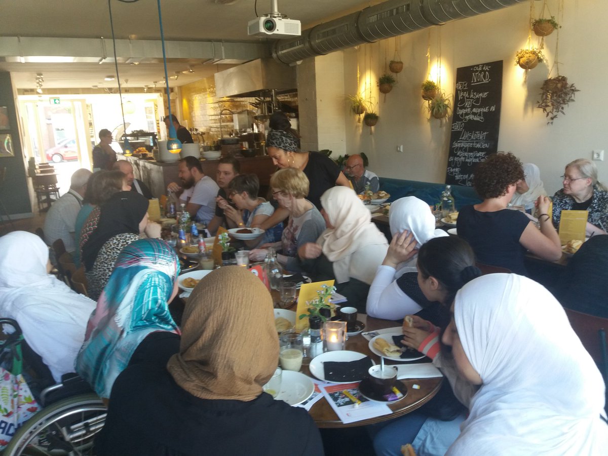 Grote opkomst bij de waarderingsdag voor mantelzorgers vandaag! #buurtteamsutrecht #steunpuntmantelzorg #mantelzorgers #ondieppijlsweerd