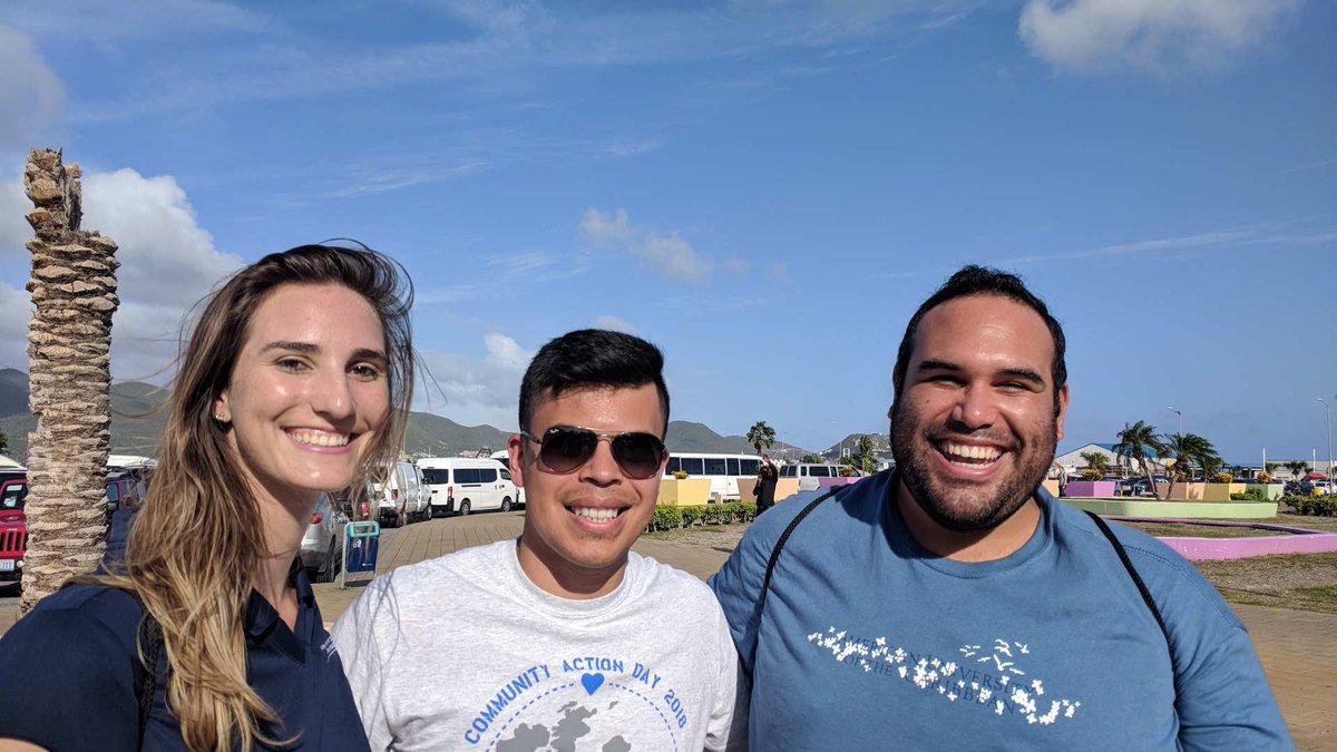 aucmed's tweet photo. Excited for our new students as they get settled in Sint Maarten and begin their medical education! #AUCmed #physiciansintraining #studyinparadise https://t.co/UoAvIbI600