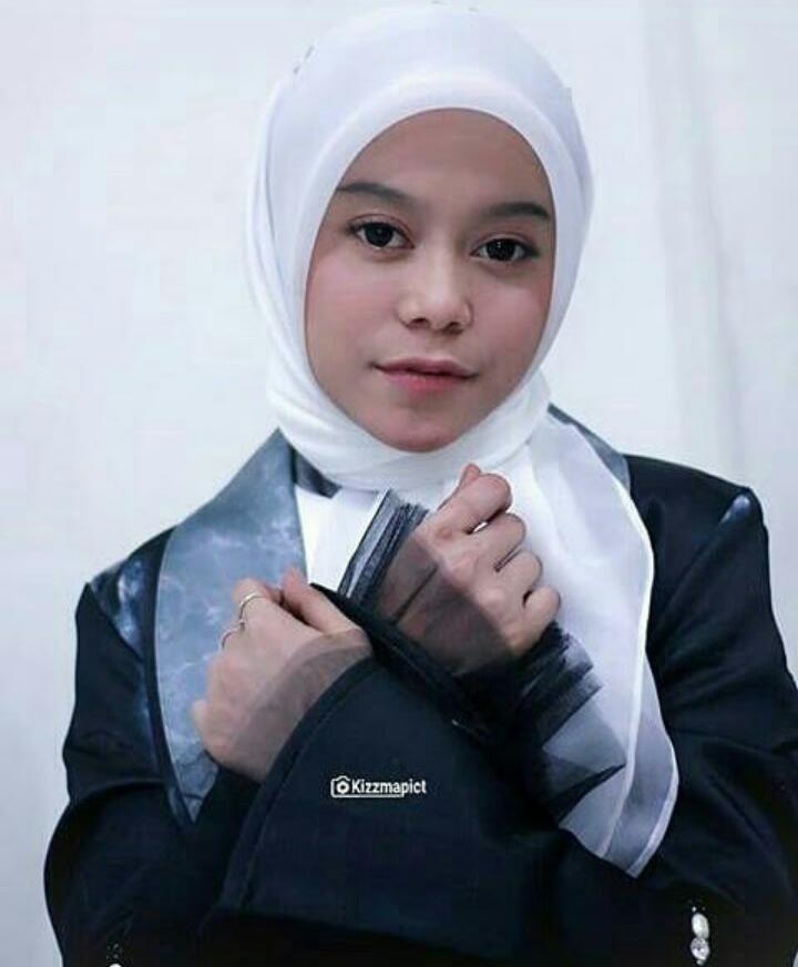 Cantikkk <a href="/Lesti_Jenong_DA/">Lestykejora</a>  
#LestiKonserSosmedLIDA