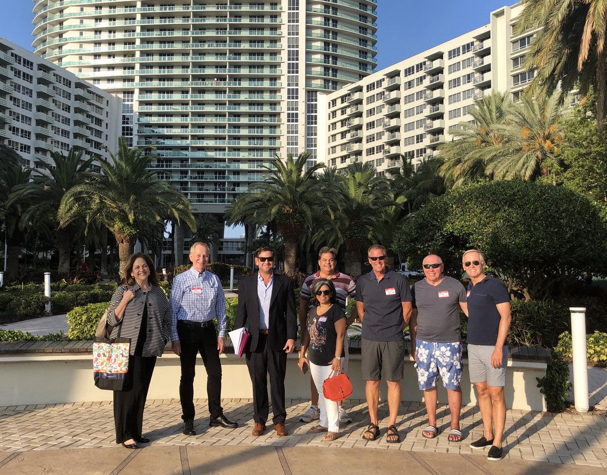 MichaelGongora's tweet photo. West Avenue Neighborhood Association #WAVNA #condominium Directors Club #legalupdate w/ @rosamdelacamara @BeckerPoliakoff @FlamingoMiami #condominiumlaw #condolaw https://t.co/XaFMtvTgpU