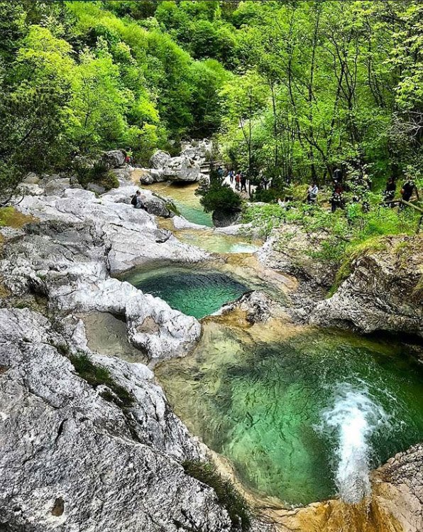 Un facile itinerario in una natura meravigliosa? Venite a scoprire i #CadinidelBrenton nel Parco Nazionale delle #DolomitiBellunesi #Sospirolo bit.ly/29uYpuQ #VisitVeneto (foto IG fefe90c)