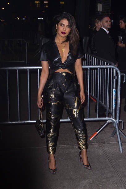 gandhirks's tweet photo. Damnn Queen @priyankachopra  #HaveSomeMercy 🔥🔥🔥🔥 https://t.co/UHSE76xU9H