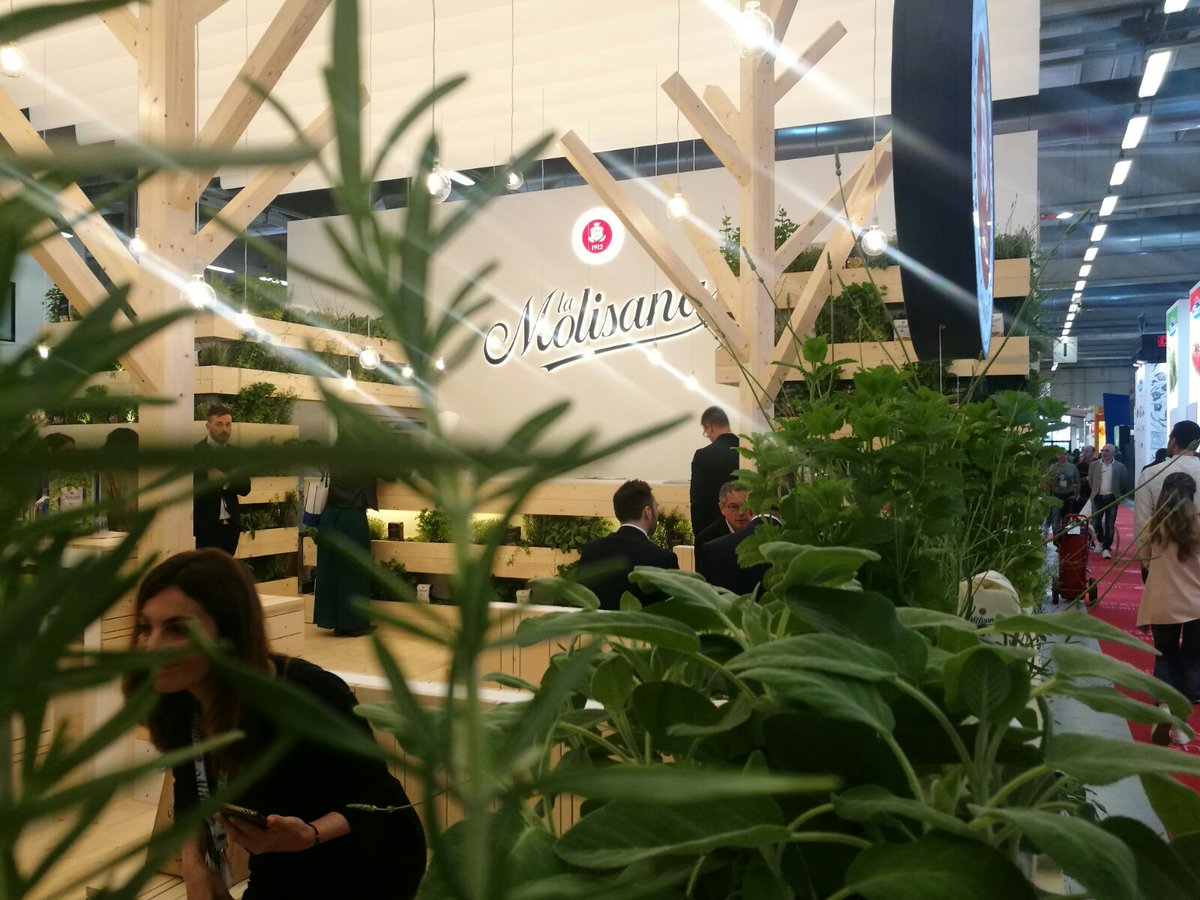 Voglia di uno spuntino fuori dai soliti schemi? #PastaLaMolisana ti aspetta al <a href="/CibusParma/">Cibus International Food Exhibition</a> con i #PicnicStellati, organizzati con chef, pizzaioli e pasticceri di fama nazionale aderenti ad <a href="/APCI_Chef_/">APCI_Chef</a>