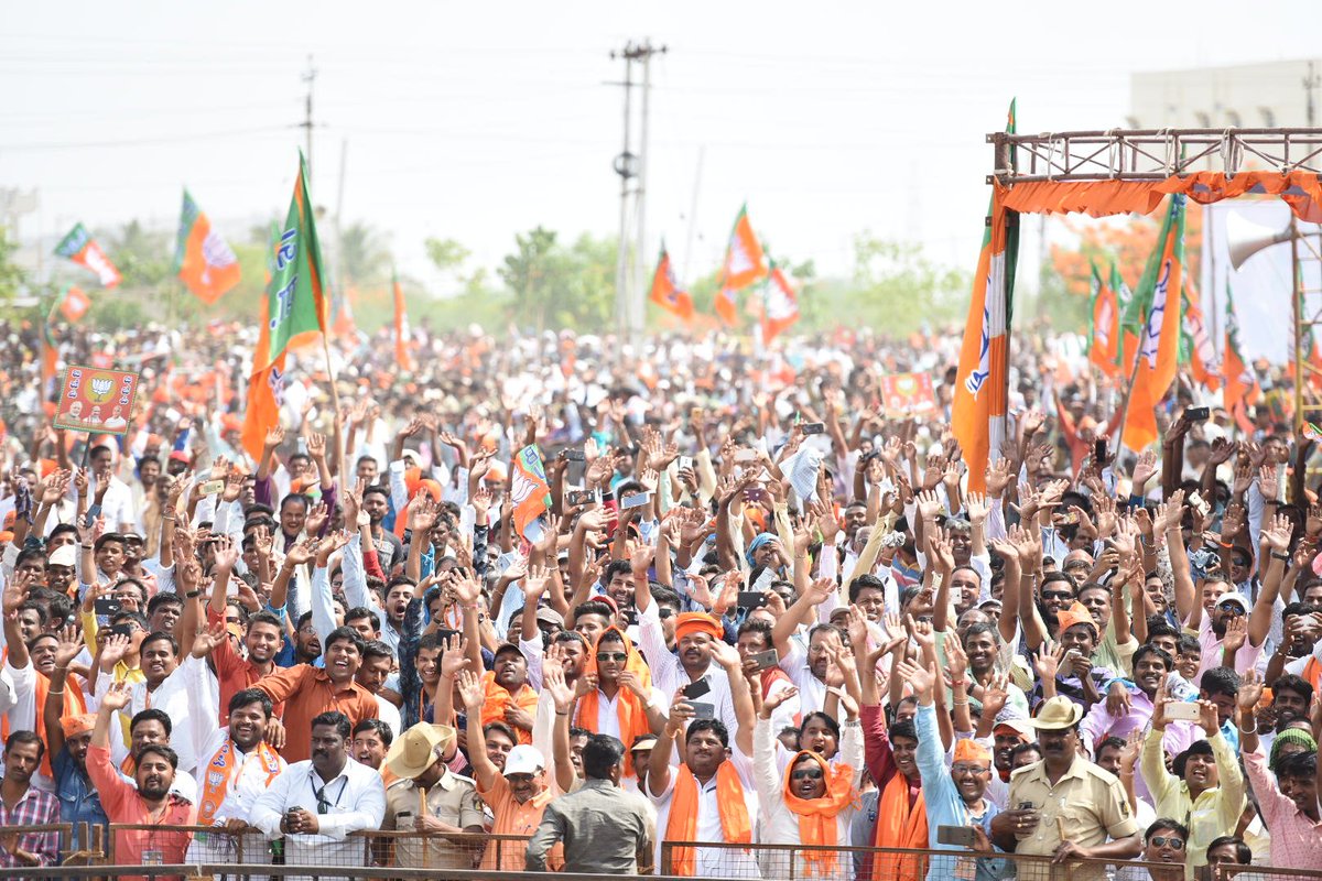 JoshiPralhad's tweet image. Glimpses of shri @narendramodi ji rally in Vijayapura #KarunadalliModiHawa #KarnatakaTrustsModi #NaavuModiJothe @BJP4Karnataka